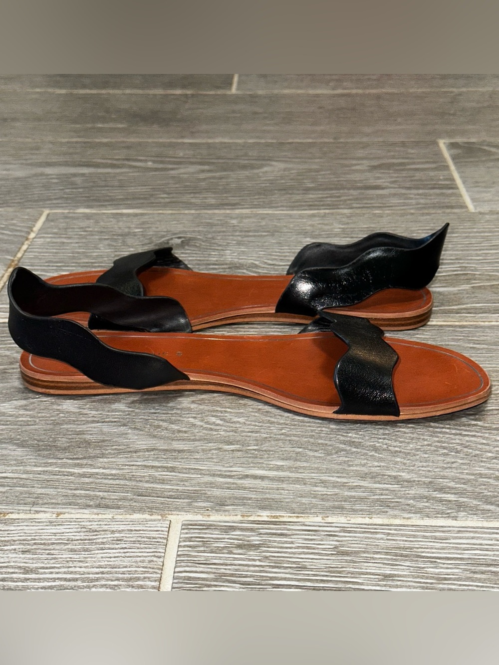 Zara Basic Collection Black Scalloped Slingback Women’s 40 (9 US) Flat Sandals - Picture 3 of 10